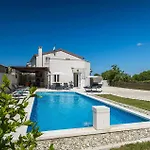 Ema Istra Vakantiehuis *