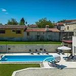 Ema Istra Vakantiehuis *