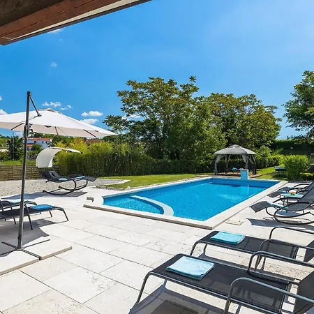 Ema Istra Prázdninový dům Gljuscici